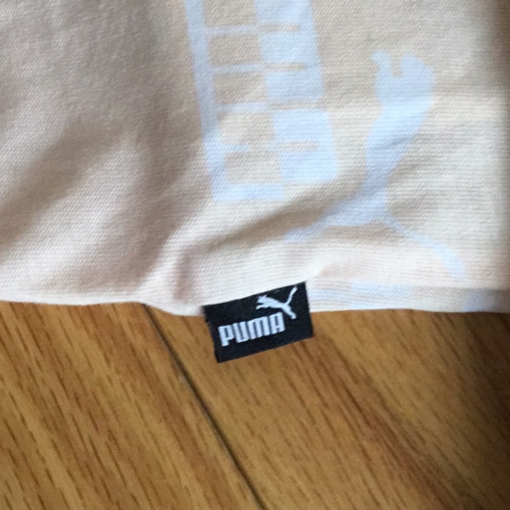 Puma Amplified all-over print, Cropped Hoodie in Blush Peach with White Logo - Picture 7 of 8